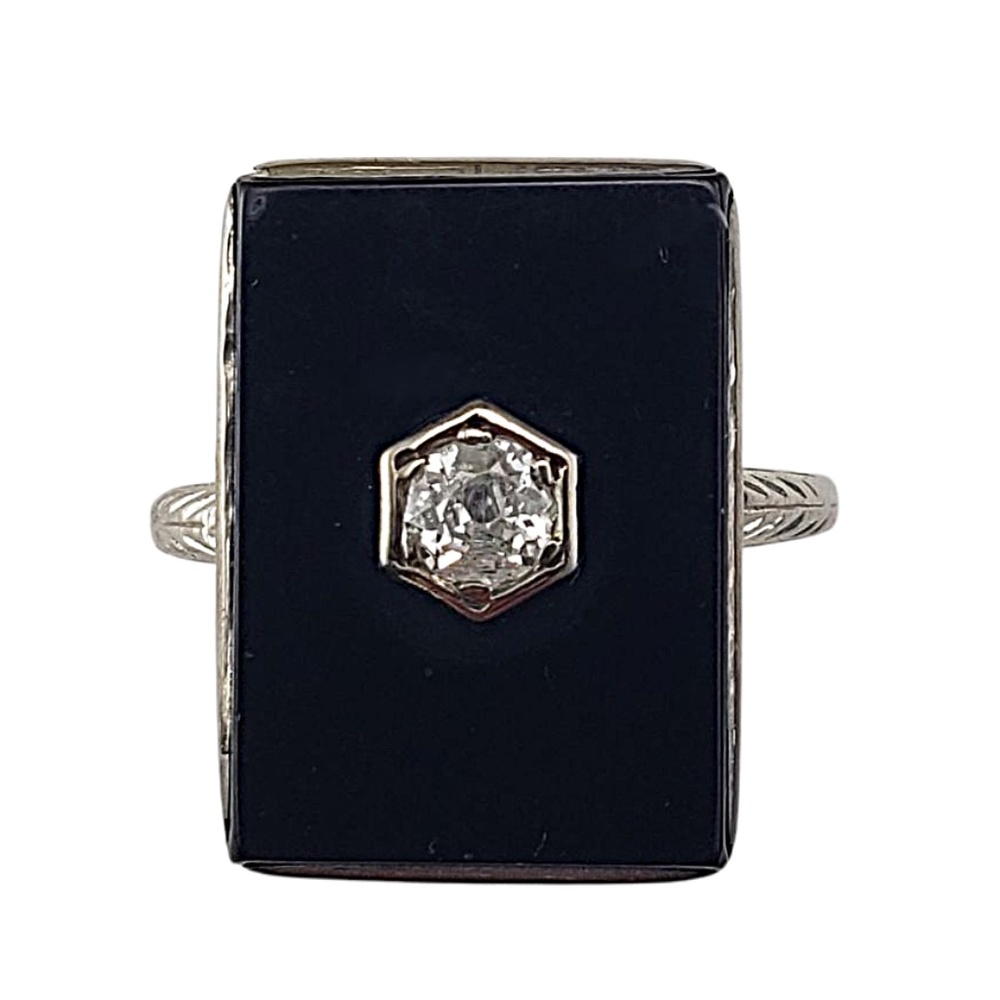 9 - 10 Karat White Gold Onyx and Diamond Ring Size 7.25 #21438